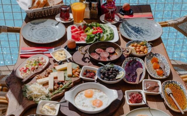 Myhouse Urla Butik Otel