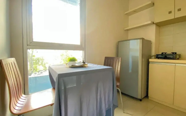 Minimalist and Comfy Studio at Habitat Apartment