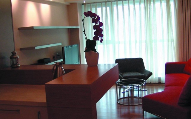 Beijing Seasons Park Apartment – Guest Rooms – Beijing
