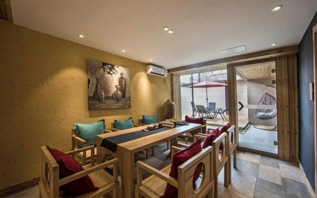 Huaxitang Wenlv Hotel