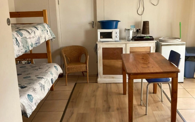 Pole Pole holiday home