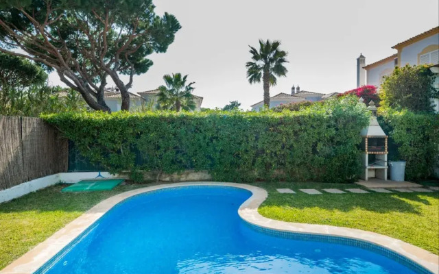 Akivillas Vale do Lobo Infinity