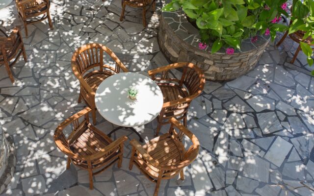 Galinos Hotel - Adults Only