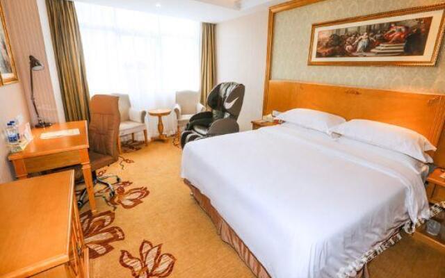 Vienna Hotel Yingcheng Hai Mountain Yingcheng