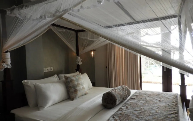 Sapphire Seas Beachfront Villas