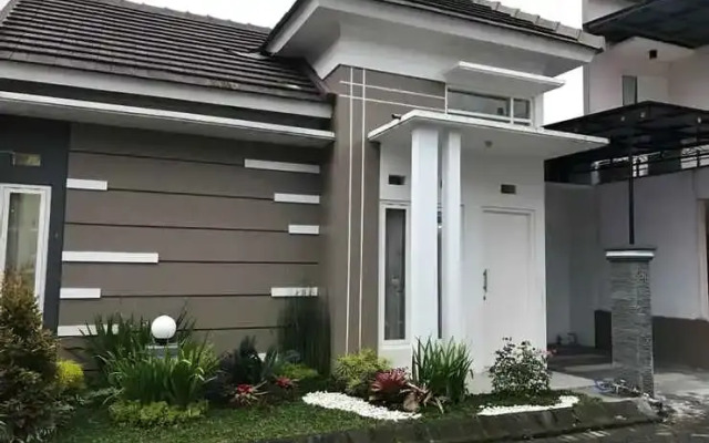 Villa Mutiara B8