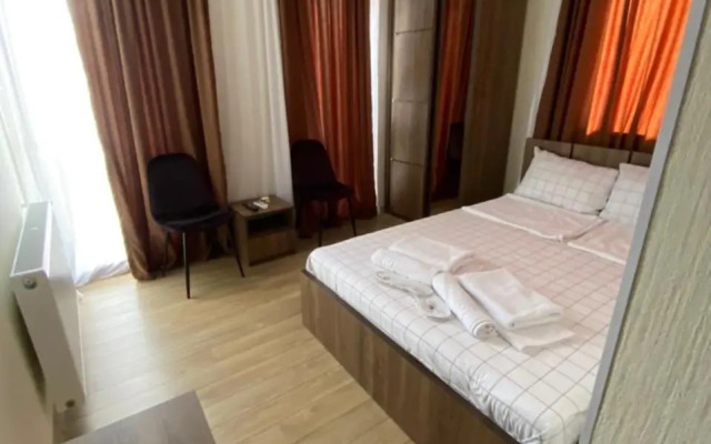 Guest House on Avlabari Street 12