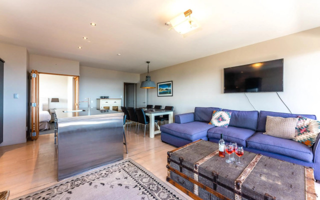 The Sands - Apartment 5