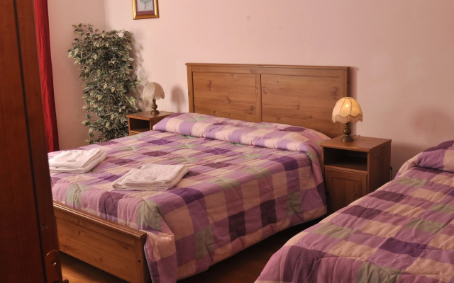 Gialel Guesthouse