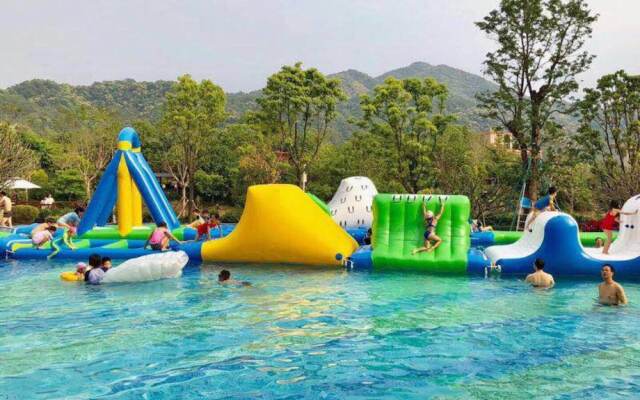 Yi Jing Lin Feng Hot Spring Hotel