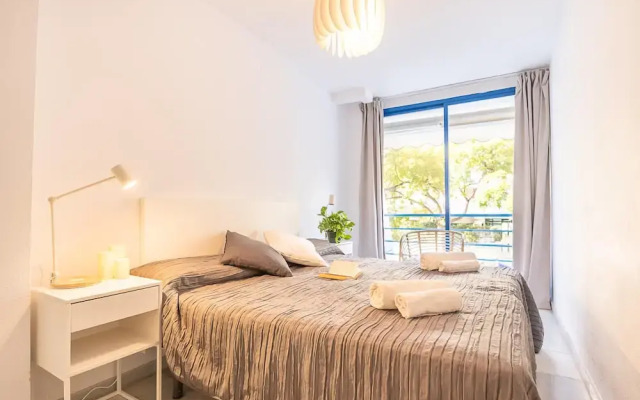 Marbella Pool House Gf44 On Sea Shore