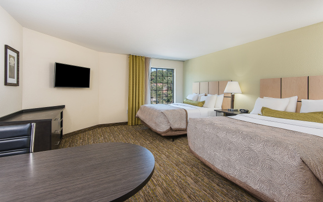 Candlewood Suites Bloomington by IHG