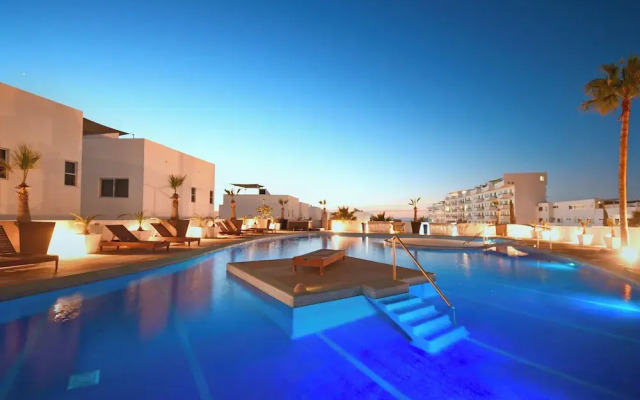 Condos Near Malecon Bay & Sunset Views