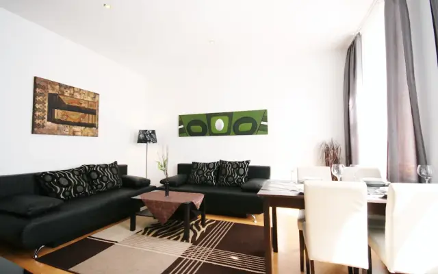 Luxury Schönbrunn Apartment