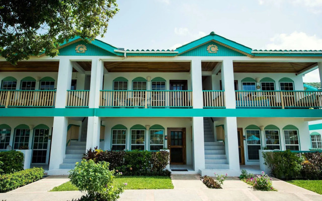 Banyan Bay Suites