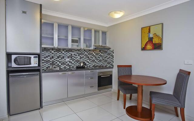 Comfort Inn & Suites Burwood