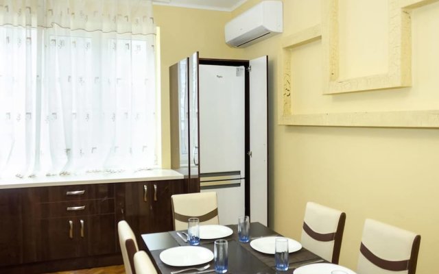 Fm Premium 2-Bdr Apartment - Varna Center
