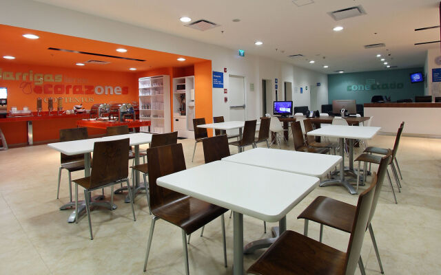 One Cancun Centro