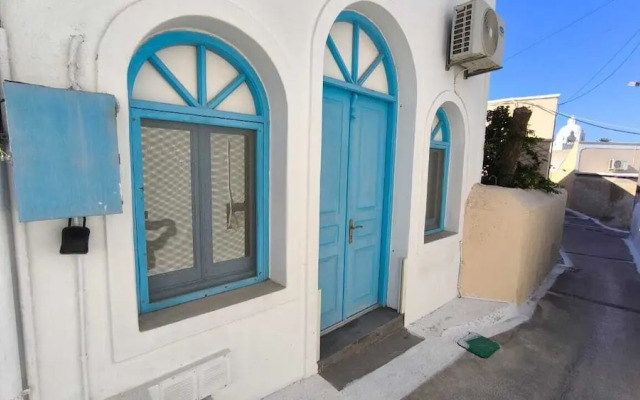 Santorini Karterados Retreat by GHH