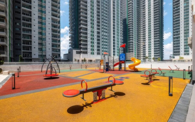 Razak City Residences by Emily in Town