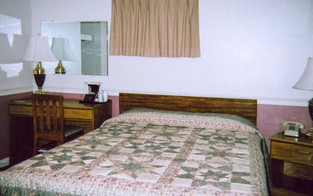 Judy's Motel Bedford