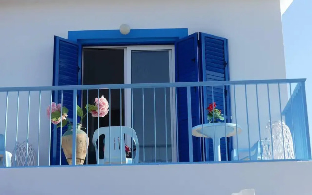 2bed Villa - Private Pool - Steps From the Beach!