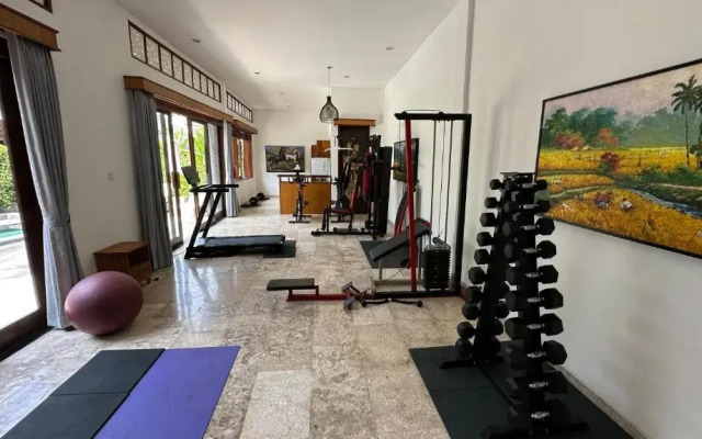 Swan Paradise A Pramana Experience