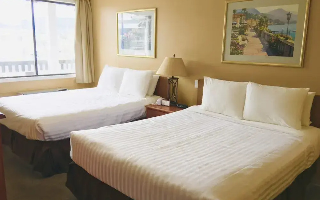 Thunderbird Motor Inn