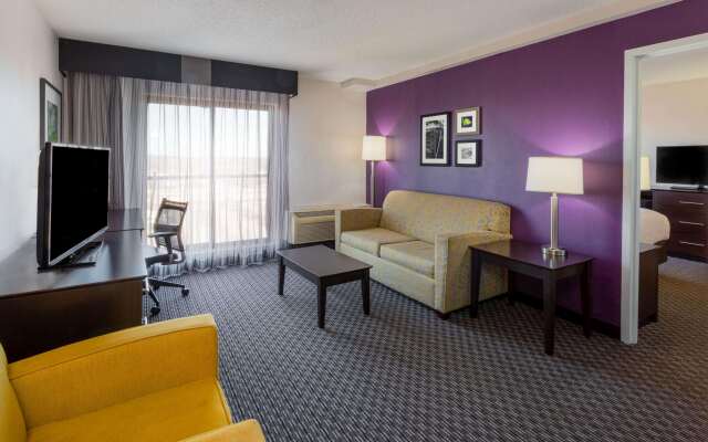 La Quinta Inn & Suites by Wyndham Minneapolis Bloomington W