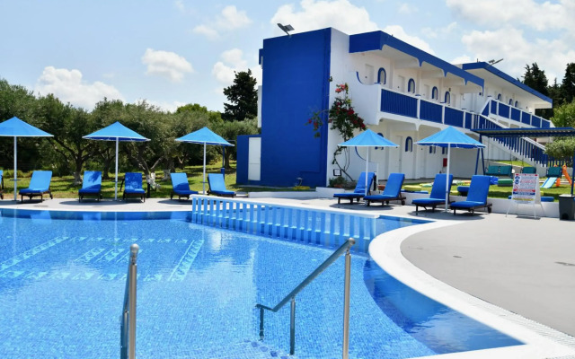 Summer View Hotel