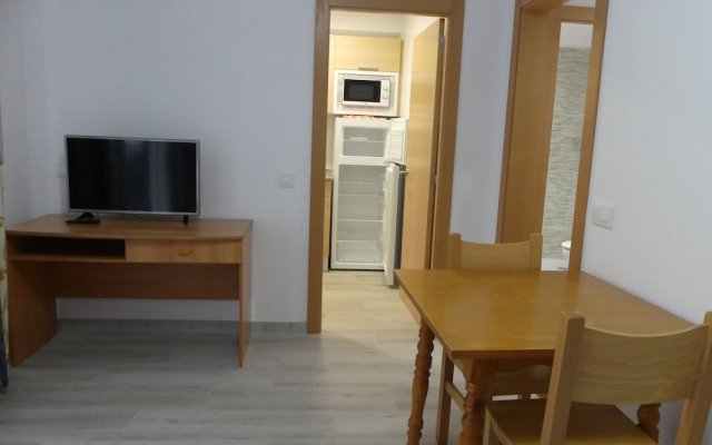 Apartamentos Zeus Alexis