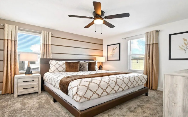 Storey Lake 10br Home Pool/spa/game Room,greenview