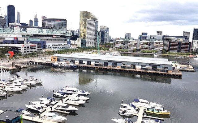 Docklands 1201p 2bed 1bath Water View