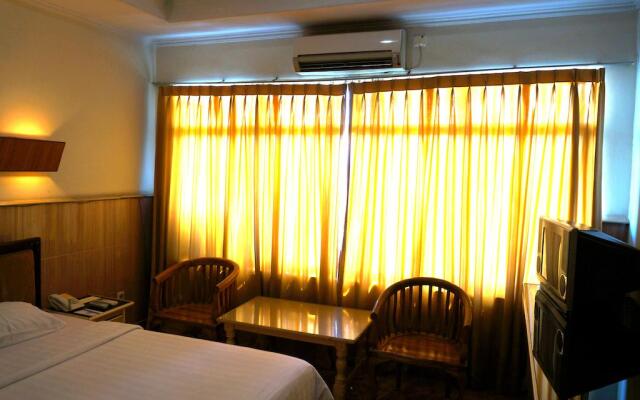 Hotel Duta