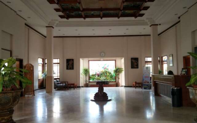 Pantai Indah Resort Hotel Barat