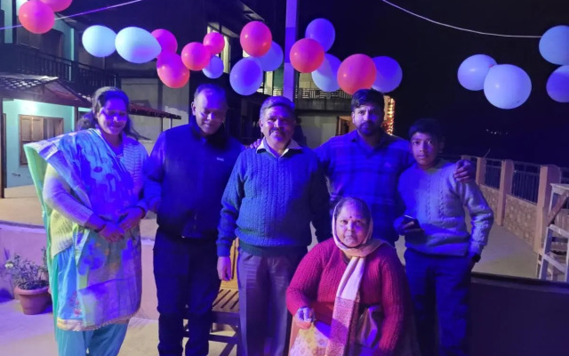 Goroomgo Sweet Sunset Resort Nainital