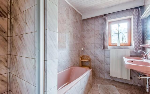 Relaxing Apartment in Hainzenberg