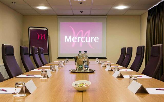 Mercure Leeds Parkway Hotel