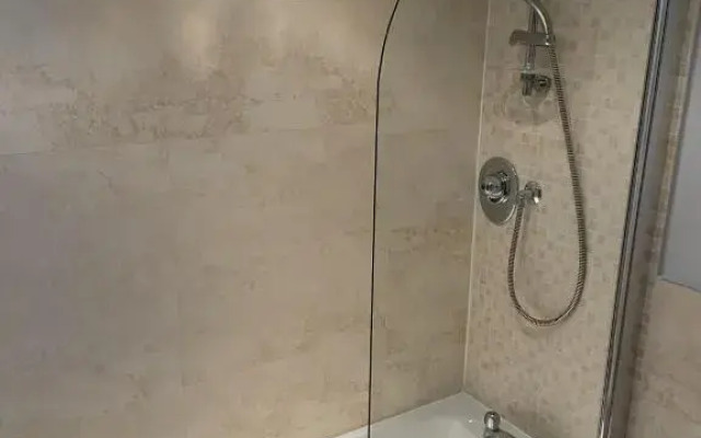 Burry Port Harbour Apartment