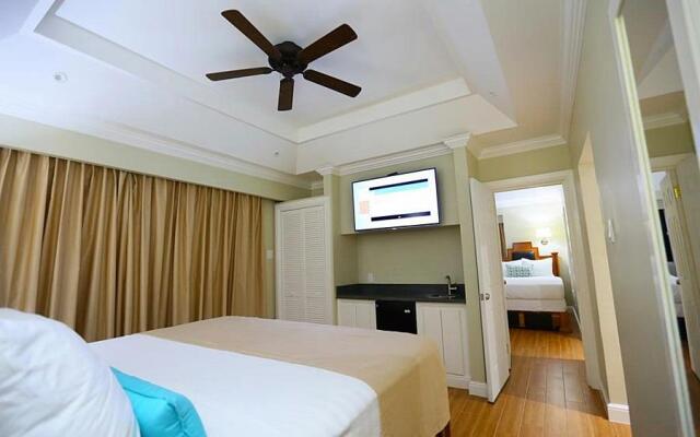 The Oasis Resort - All Inclusive