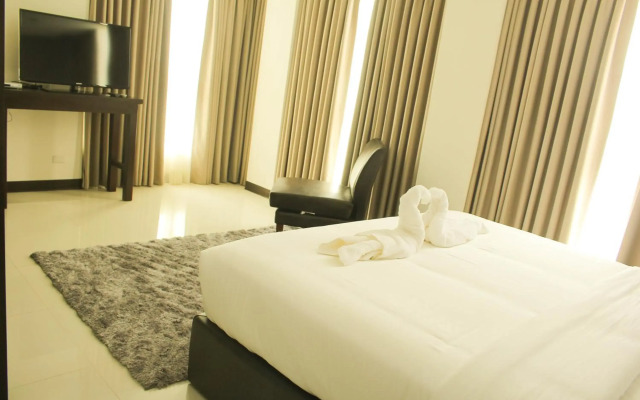 Upperhouse Hotel Formerly Pacifico Boutique by Hiverooms