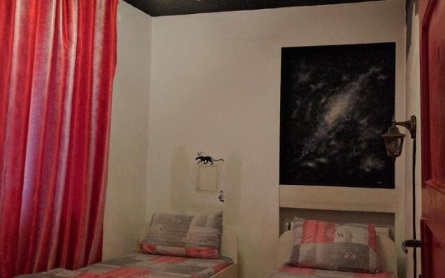 FreeBorn Hostel