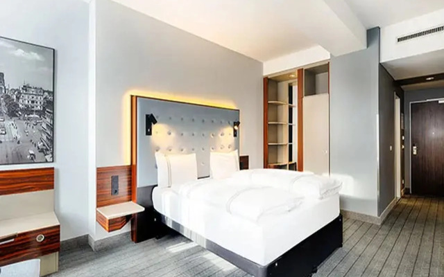 Premier Inn Koeln City Mediapark