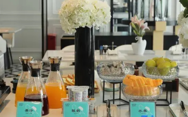 Xi'an Hotel (Guilin Wuyue Plaza Liangjiang Airport Branch)