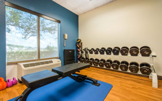 Comfort Inn & Suites Orlando North