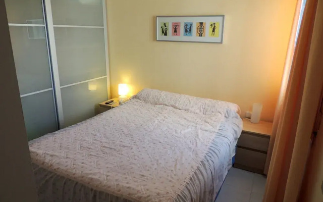 Beautiful Apartment in Roses With Terrace