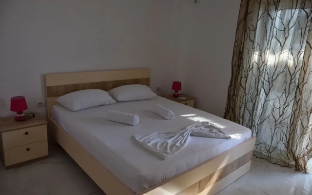 Rojela Rooms