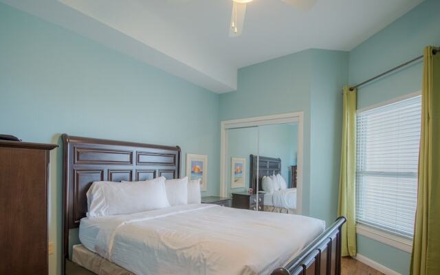 Legacy I 1303 Penthouse