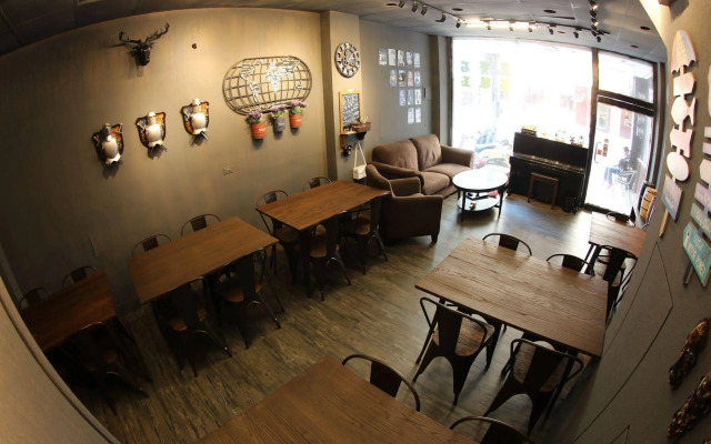 Time House Chain Hualien Train Station Hostel