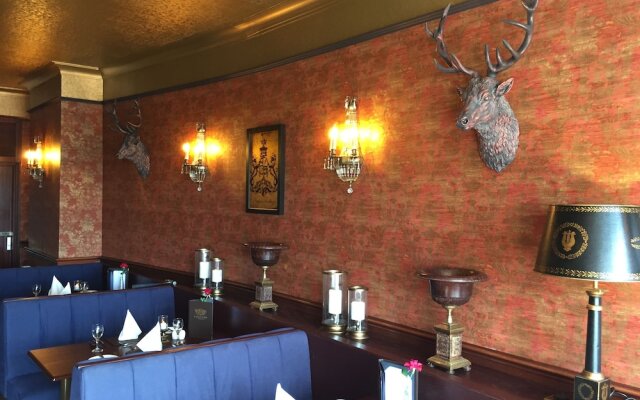 Parkstone Hotel